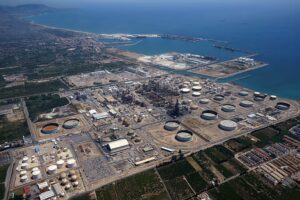bp partnering for green hydrogen project at Castellón refinery