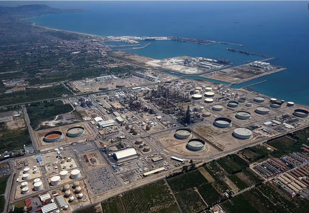 bp partnering for green hydrogen project at Castellón refinery
